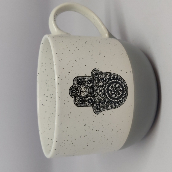Hamsa Eye of Protection Speckled Mug - Picture 4 of 8